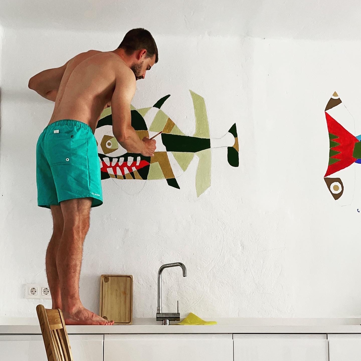 FFA576AF-C8EB-4A67-90E8-E5081AE8C31E